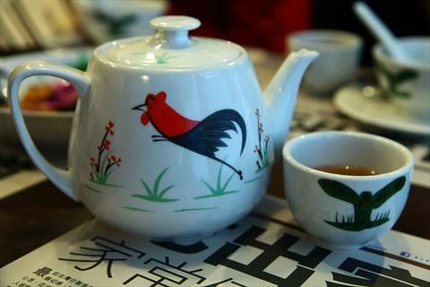 爱是一杯永不褪色的杯子