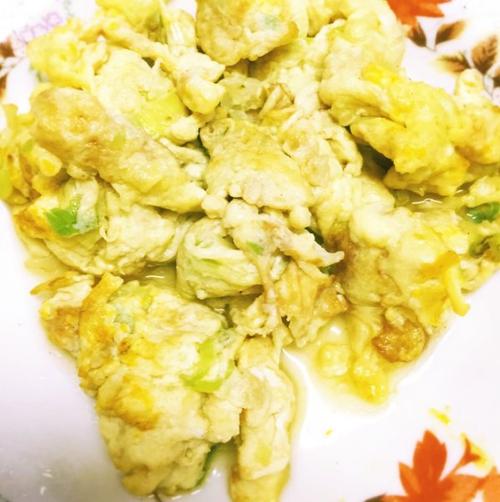 葱花炒鸡蛋