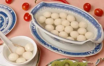 与糯米饭一起度过节日