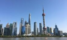 我登上了东方明珠塔