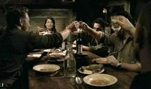 同在一片屋檐下