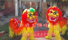 走进双凤龙狮馆