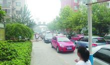 小区堵车