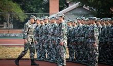 一次有趣又庄严的军训