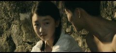 我面对那棵山楂树流下了眼泪