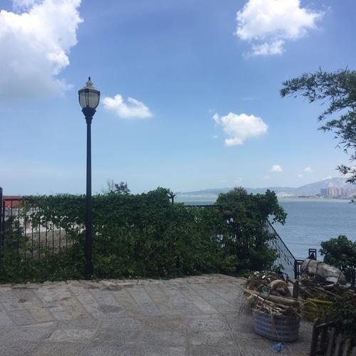 烈日下的旅游