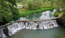 保护治理水环境