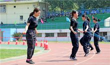 跳绳达标赛