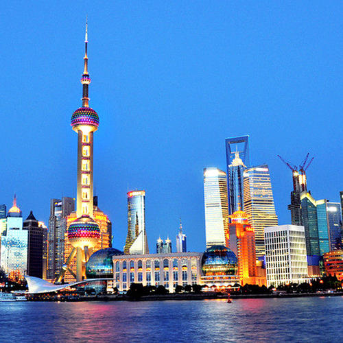 东方明珠夜游
