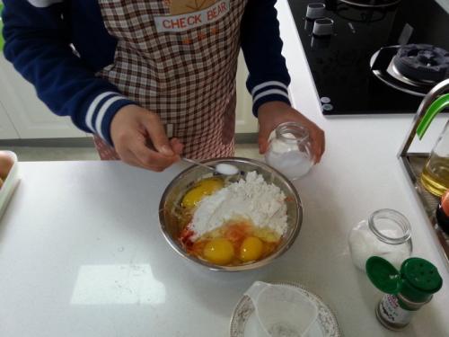 做早餐