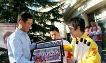 我和冠军面对面