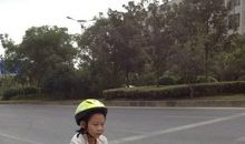 为什么骑自行车不会摔倒