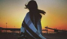 爸爸您老了我也给您搓背