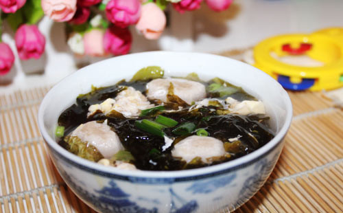 美味的紫菜蛋花汤