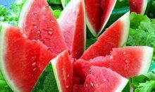 在家里吃西瓜，你会更爱你家