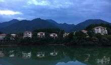 第一次一个人看电影