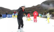 依依不舍的滑雪