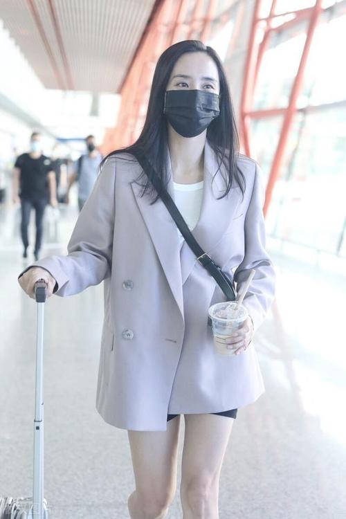 等待长发飘飘