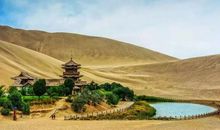 鸣沙山·月牙泉