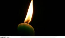 摇曳的烛光永恒的母爱