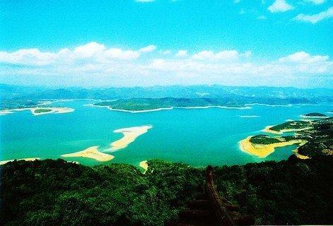 美丽的澄碧湖