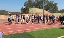 春风来到了操场