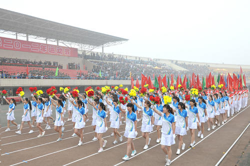 学校运动会开幕式