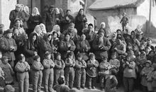 淹没在手机里的年味