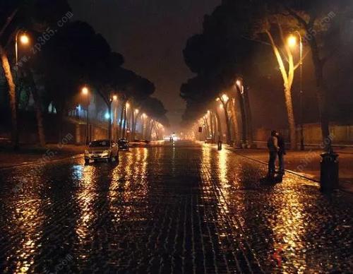 夏天暴雨