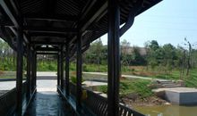 古色古香的湖滨公园