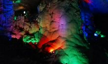 神奇的瑞晶石花洞