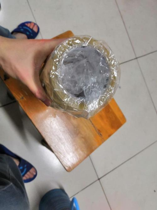 同情和钦佩—阅读《风筝，风，海豚和海》的思考