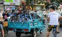 共享单车“搬运工”