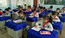 这一刻教室里特别静