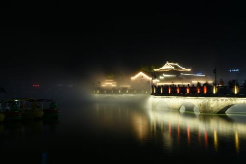 美丽的圆明湖公园