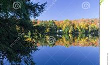 秋天早晨的校园