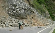 读《搬开“巨石”》有感