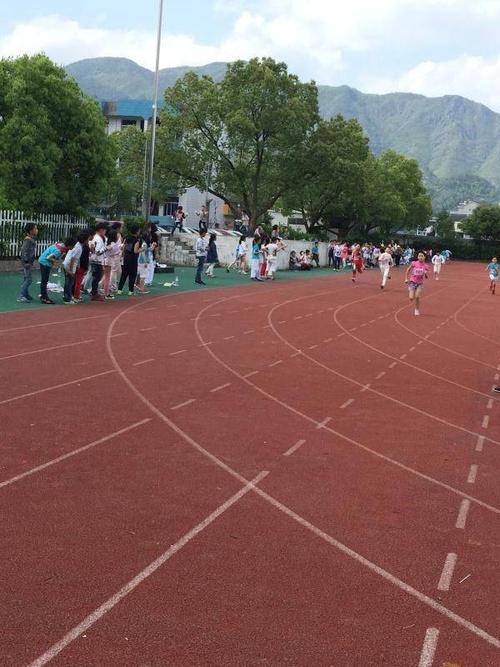 到过去的小学
