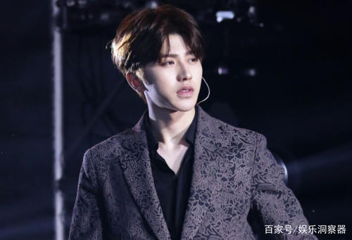 阳光明媚