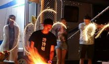 身在“潮营”心满阳光