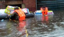 大水无情人有情