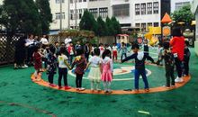 体育课上的“贴烧饼”游戏