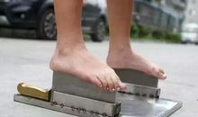 站在十三岁的门口