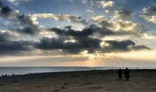 心向远方，路在脚下