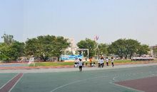 校园一角—操场