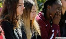 正是少年自发时