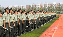 军训的先苦后甜