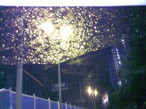 雨夜再次提醒我