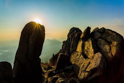 爬山