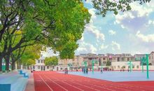 校园的一角——小操场